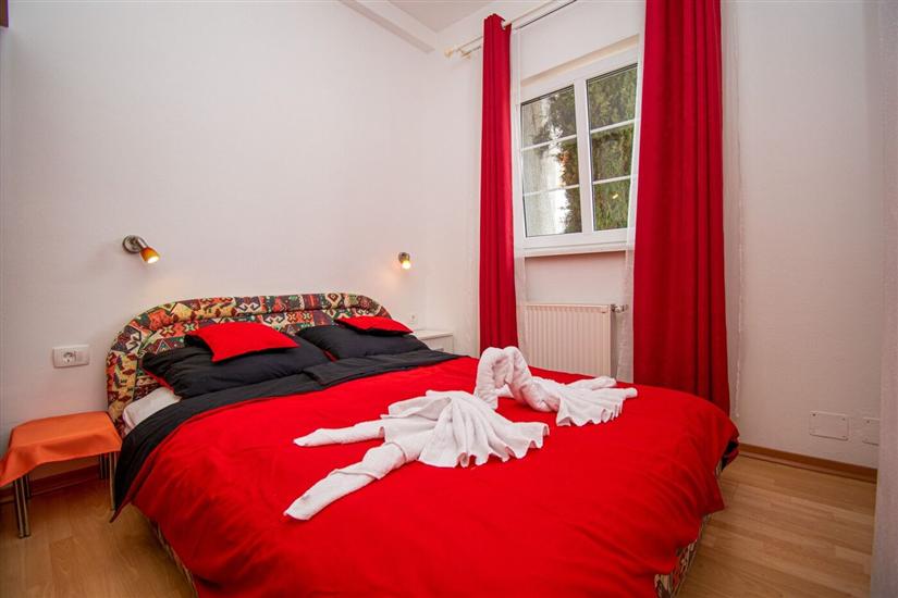 Apartment A4, for 4 persons