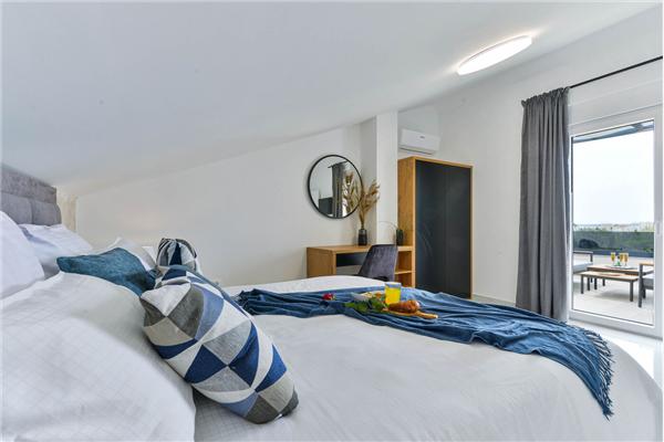 House K1, for 8 persons