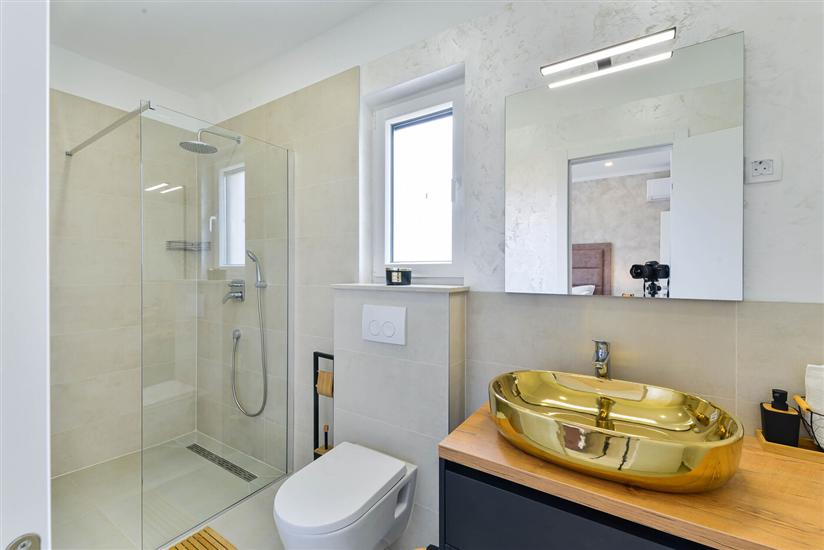 House K1, for 8 persons