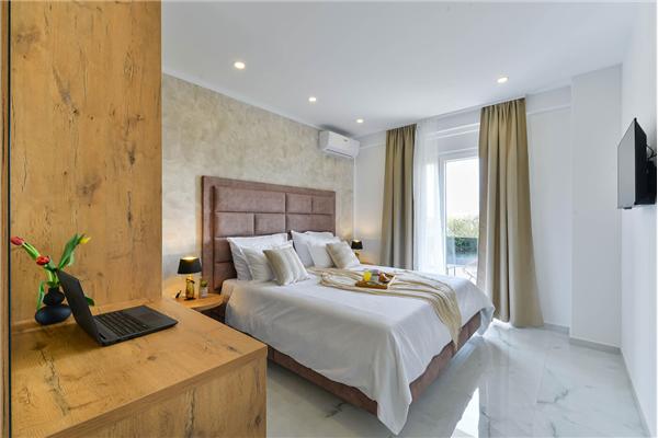 House K1, for 8 persons