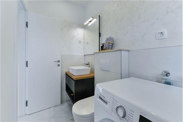 House K1, for 8 persons