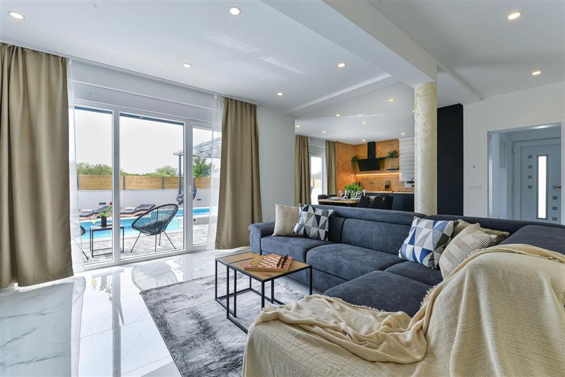 House K1, for 8 persons