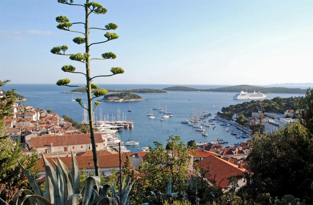 hvar-025