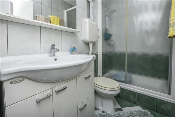 Apartment A1, for 5 persons