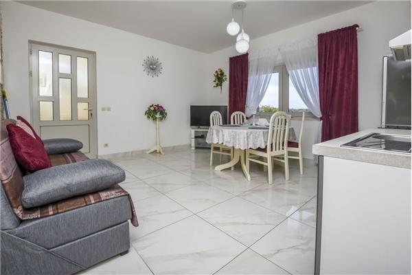 Apartment A1, for 5 persons