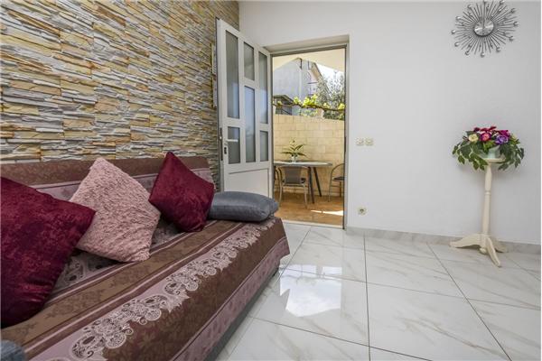 Apartment A1, for 5 persons