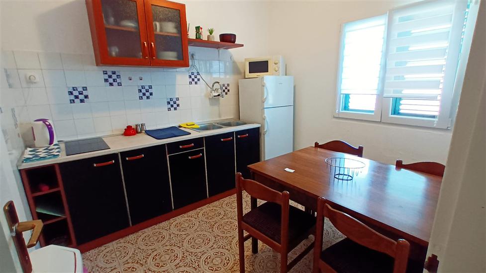 Apartment A1, for 6 persons