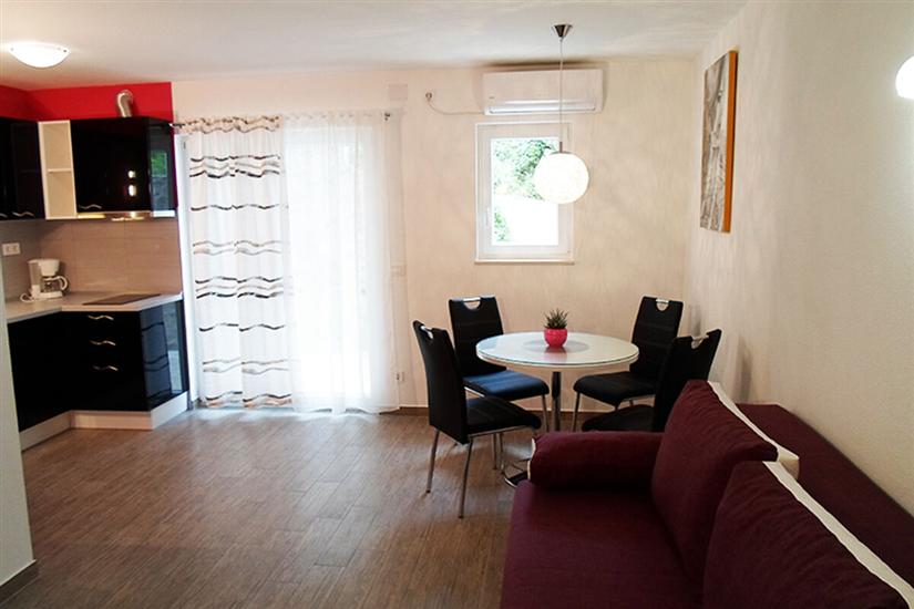 Apartment A4, for 4 persons