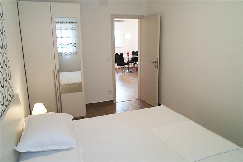 Apartment A4, for 4 persons