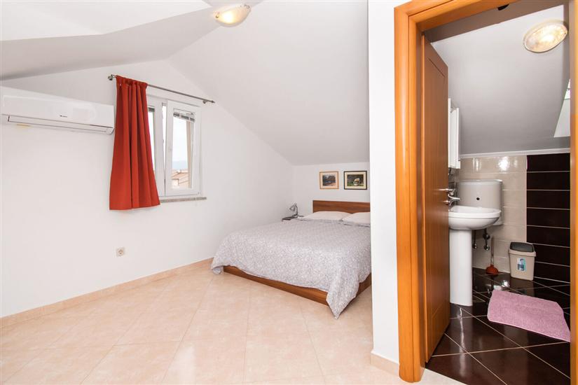 Apartment A5, for 3 persons