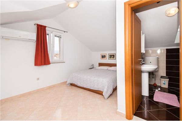 Apartment A5, for 3 persons