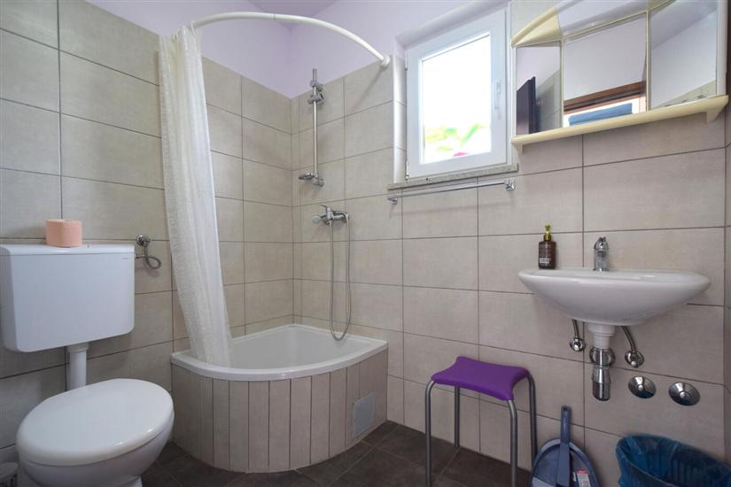 Room S1, for 2 persons