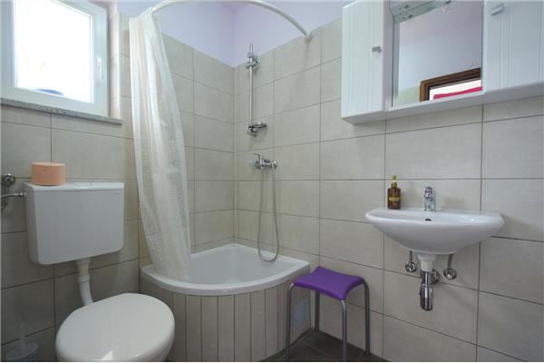 Room S3, for 2 persons