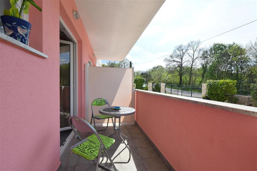 Room S3, for 2 persons