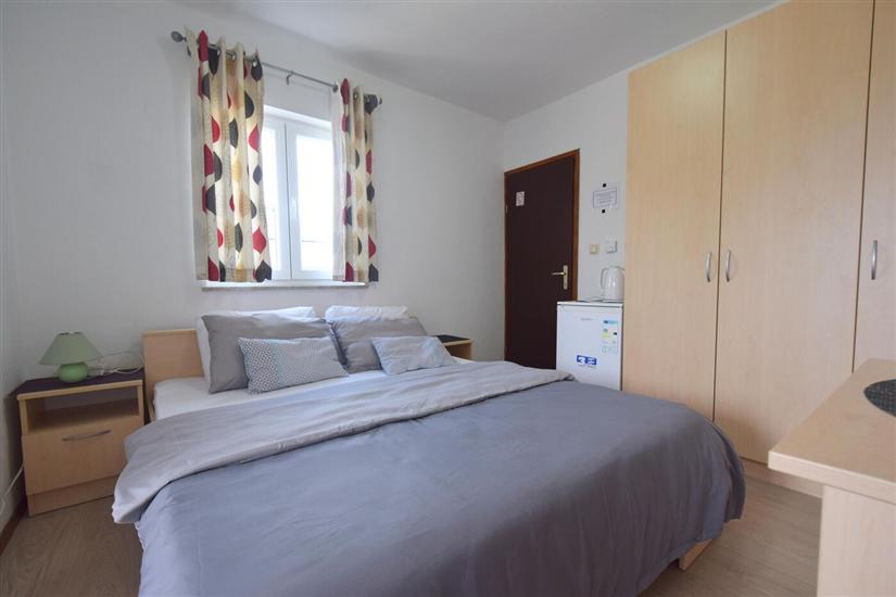 Room S5, for 2 persons