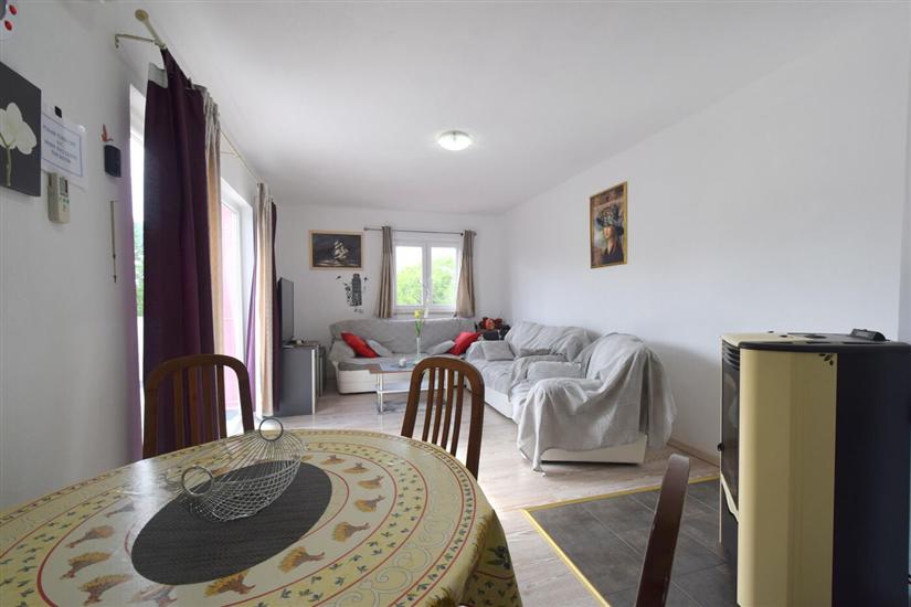 Apartment A2, for 5 persons