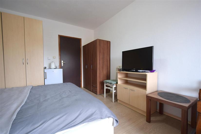 Apartment A2, for 5 persons