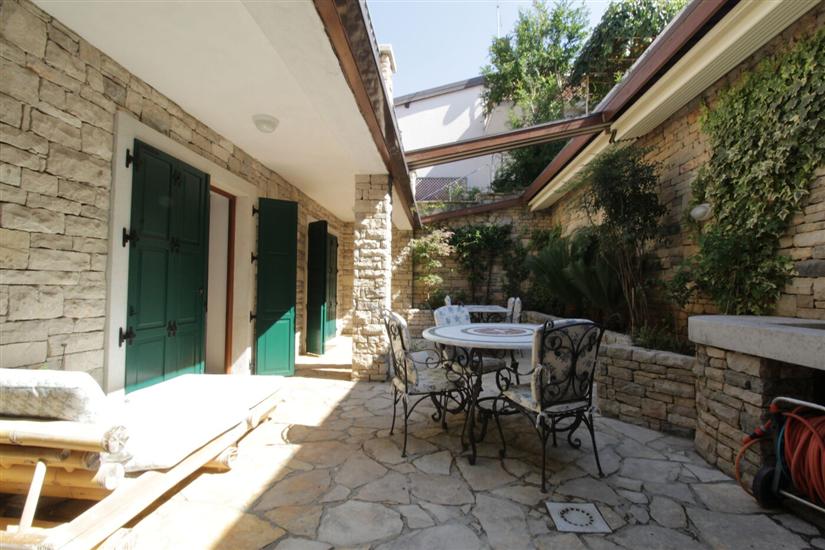 Apartmaji Villa Istriana