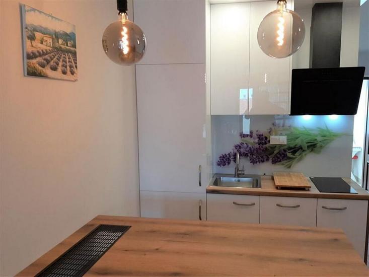 Apartment A2, for 3 persons