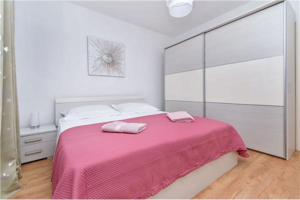 Apartment A1, for 8 persons