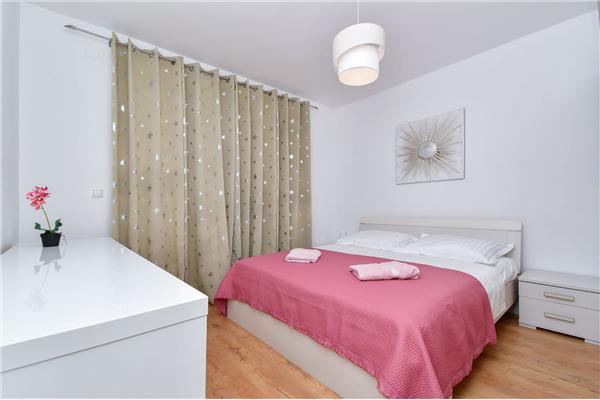 Apartment A1, for 8 persons