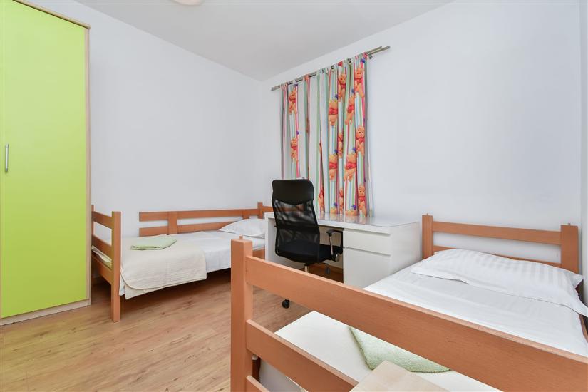 Apartment A1, for 8 persons