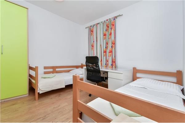 Apartment A1, for 8 persons