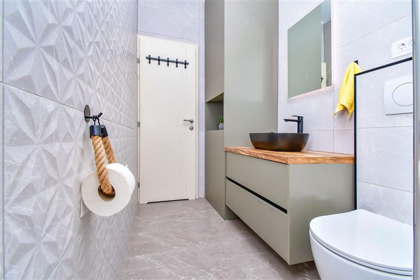 Apartment A1, for 8 persons