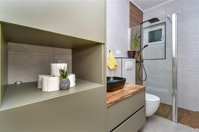 Apartment A1, for 8 persons