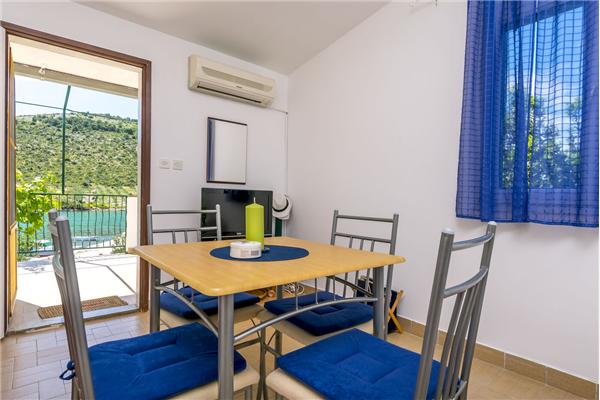 Appartamento A4, per 6 persone