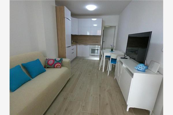 Apartment A1, for 5 persons
