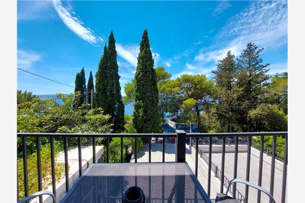 Room S1, for 2 persons