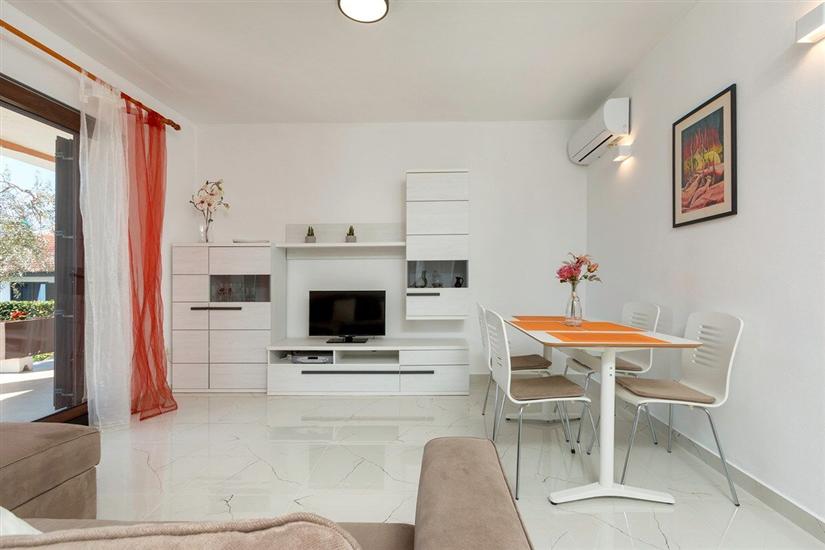 Apartment A3, for 5 persons