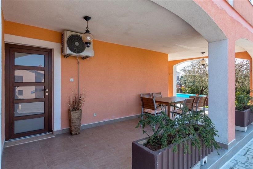 Apartment A3, for 5 persons