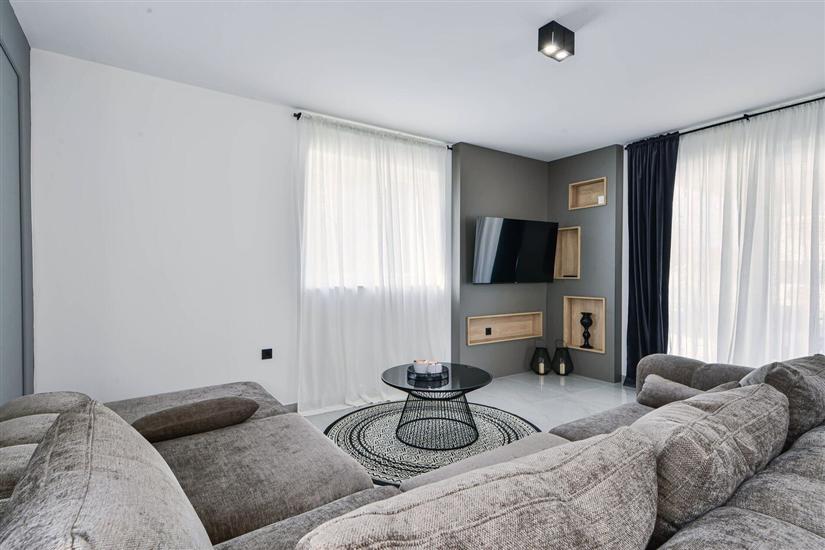 House K1, for 8 persons