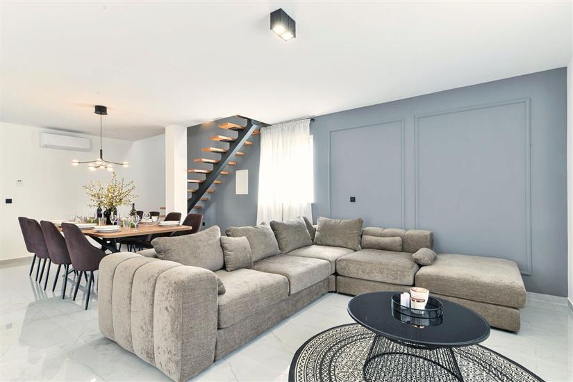 House K1, for 8 persons