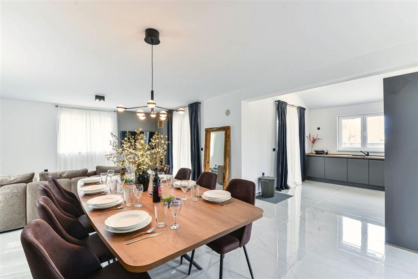 House K1, for 8 persons