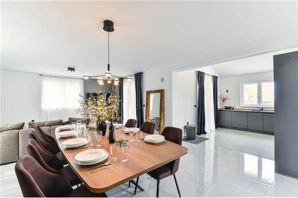 House K1, for 8 persons