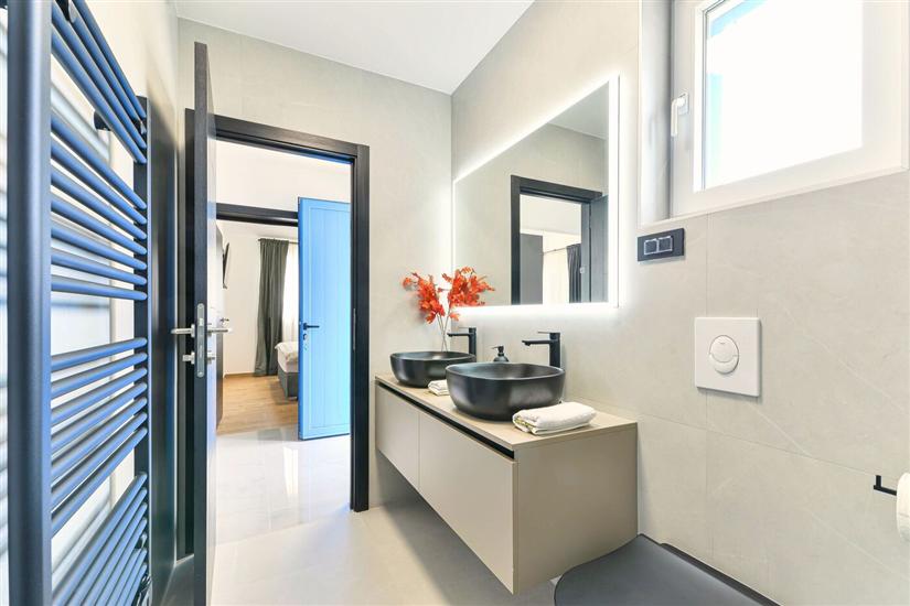 House K1, for 8 persons