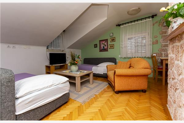 Apartment A1, for 4 persons