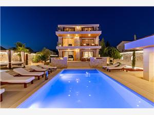 Villa Zadar riviera,BookNenaFrom 1324 €