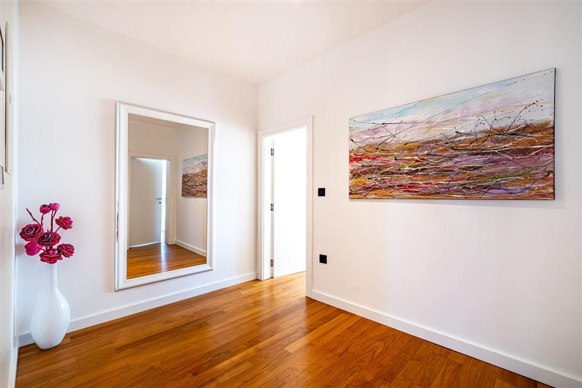 House K1, for 10 persons