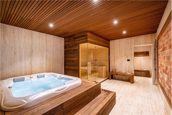 House K1, for 10 persons