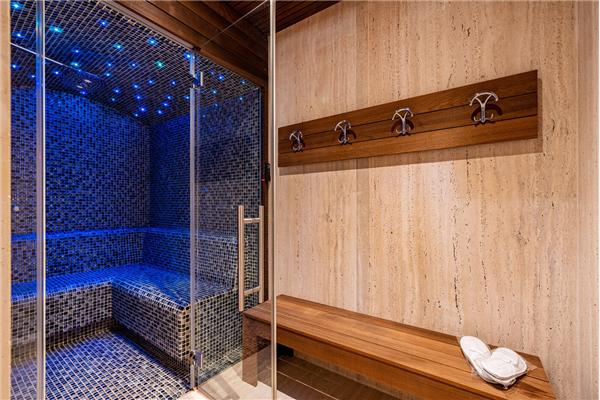 House K1, for 10 persons