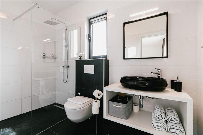 House K1, for 8 persons