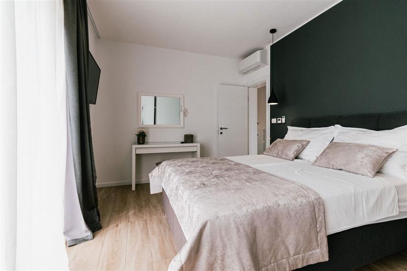 House K1, for 8 persons