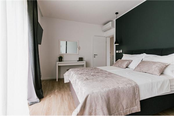 House K1, for 8 persons