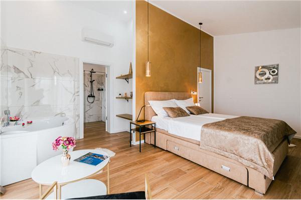 House K1, for 8 persons