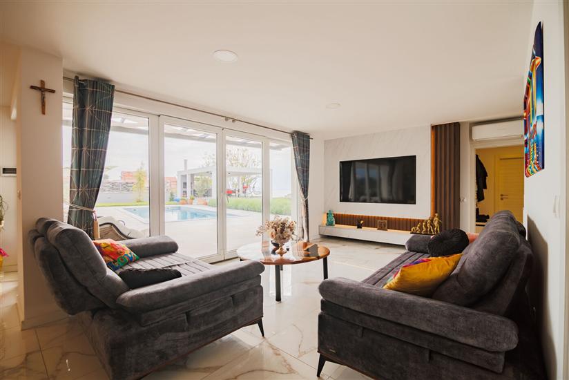 House K1, for 8 persons