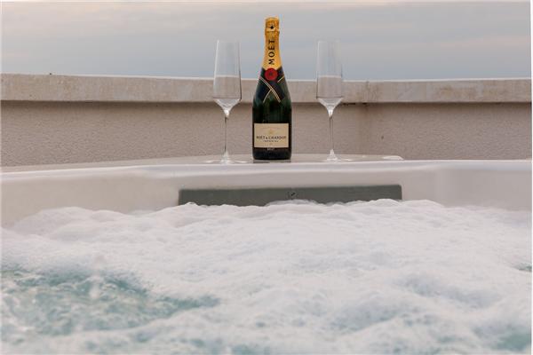 House K1, for 8 persons